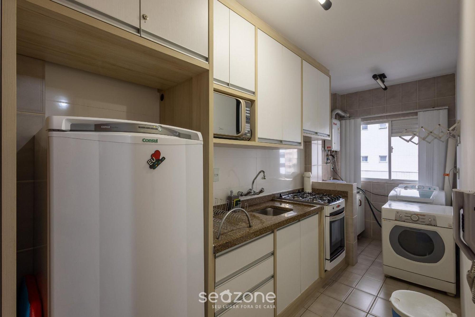 Apartamento Apto C Varanda Prox Loc. Privilegiada Mrn302